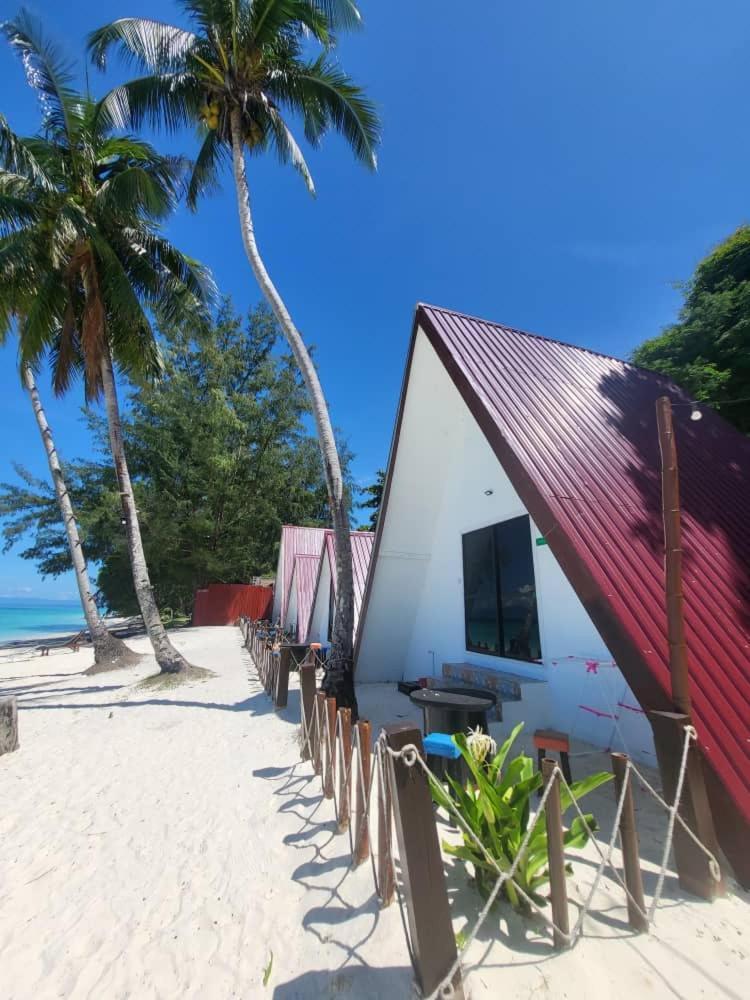 Dewati Roomstay B&B Lang Tengah Exteriér fotografie
